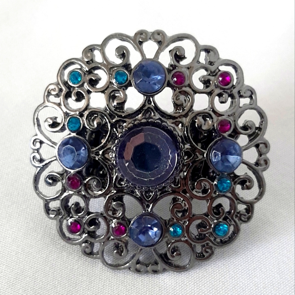 🎁**Free Gift w Purchase** Dark Silver Tone Ring with Adjustable Band